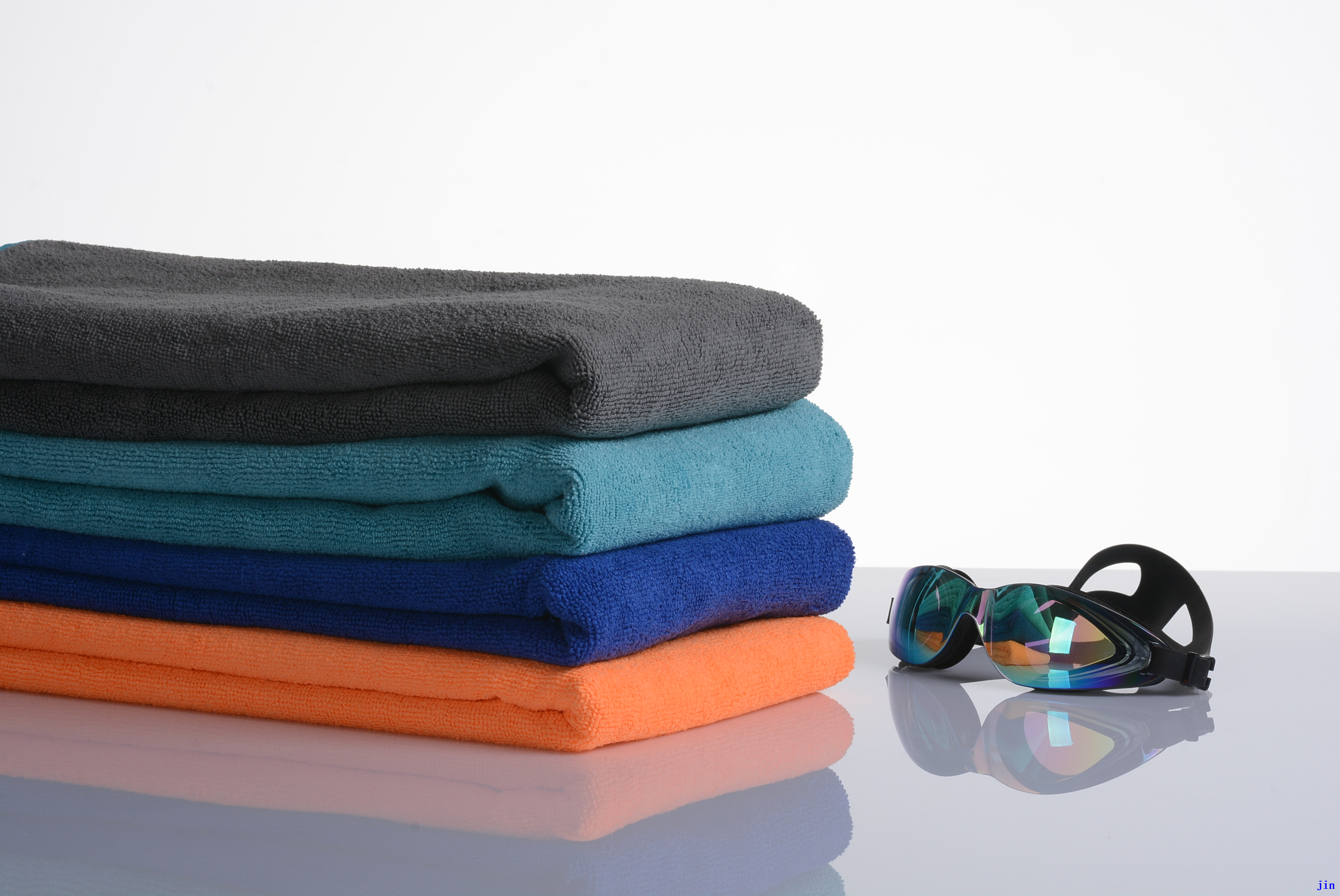 Polyester 300g Microfiber Towel Plain Towel Cleaning Towel strong absorbent Wholesale